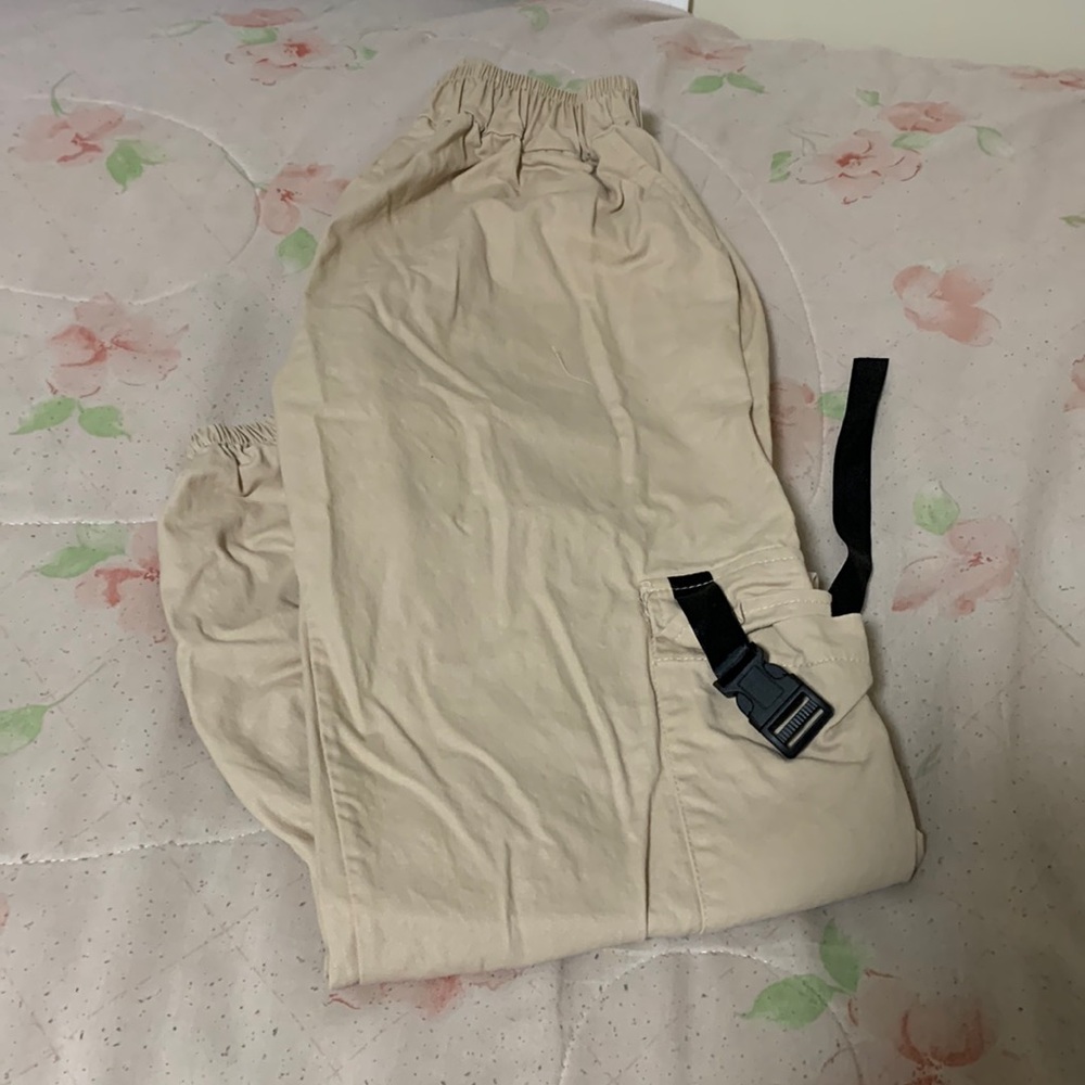 XL cargo-style pants